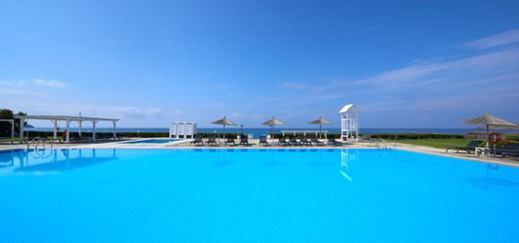 Στο χαρτοφυλάκιο της Attica Blue Hospitality το Tinos Beach  Στο χαρτοφυλάκιο της Attica Blue Hospitality το Tinos Beach